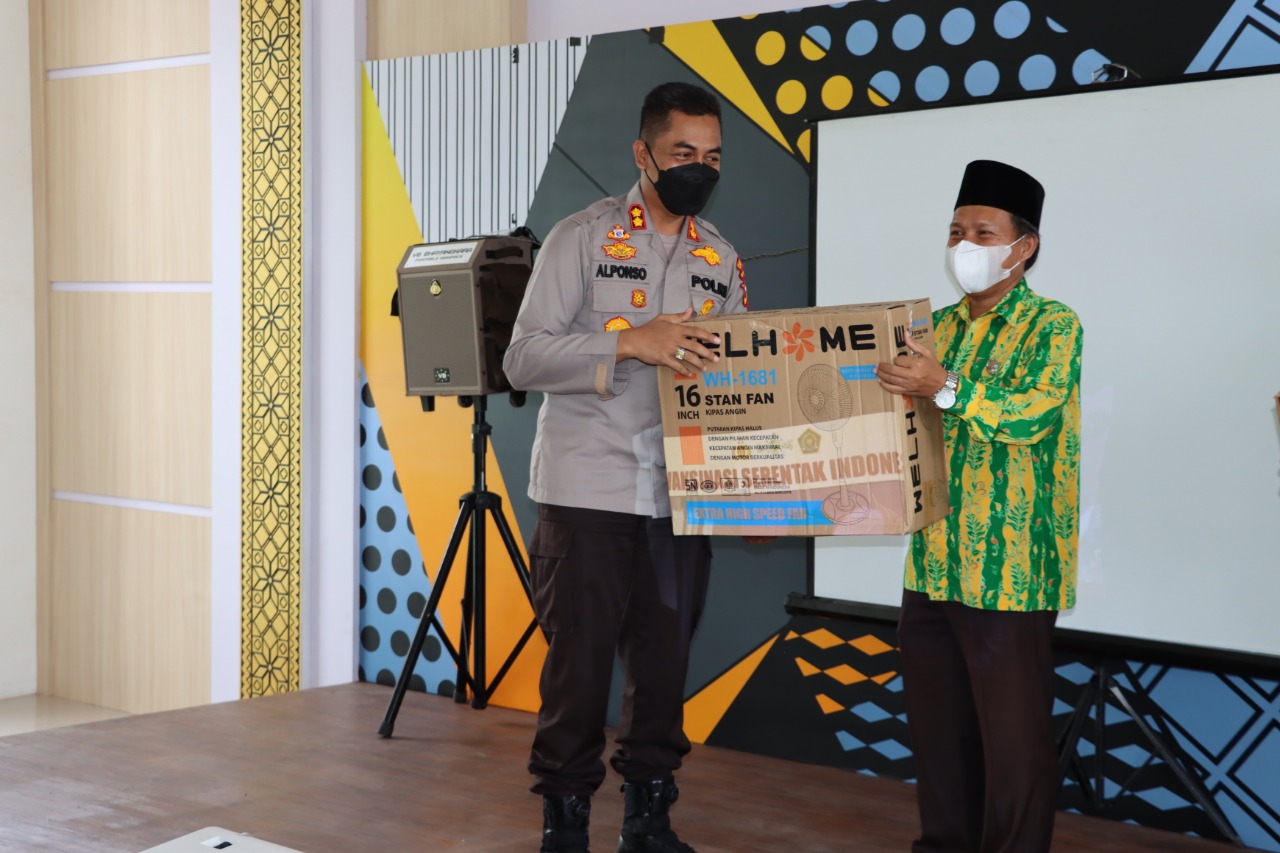 Program 1 Juta Vaksinasi Covid-19 di Inhu Banjir Hadiah dan Doorprize
