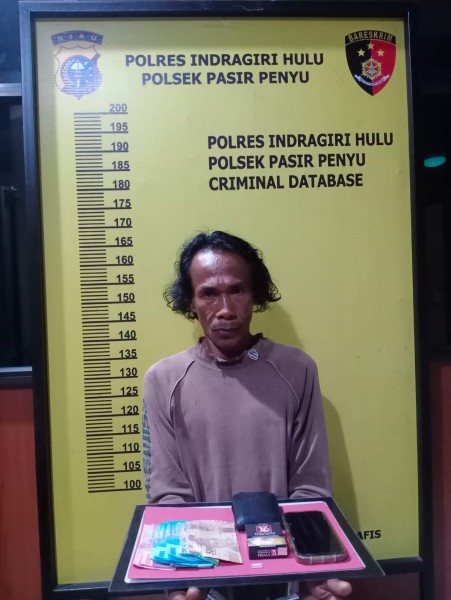 Sering Transaksi Narkoba di Warung Kelurahan Air Molek, Polsek Pasir Penyu Ringkus Pelaku