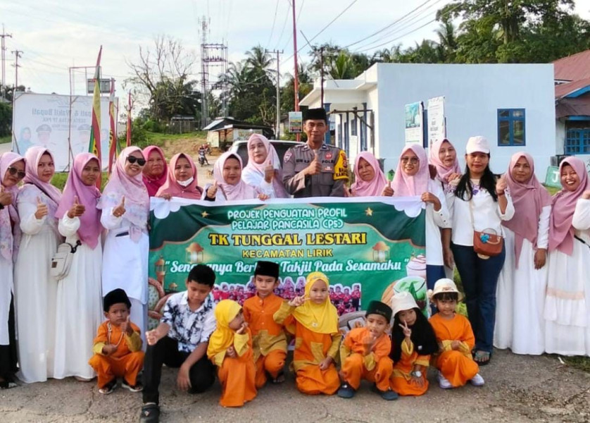 Kegiatan Berbagi Takjil TK Tunggal Lestari, Pembelajaran Sosial yang Penuh Makna di Ramadhan