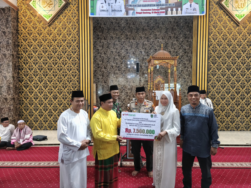 Wakil Bupati Indragiri Hilir Gelar Safari Ramadan di Sungai Guntung