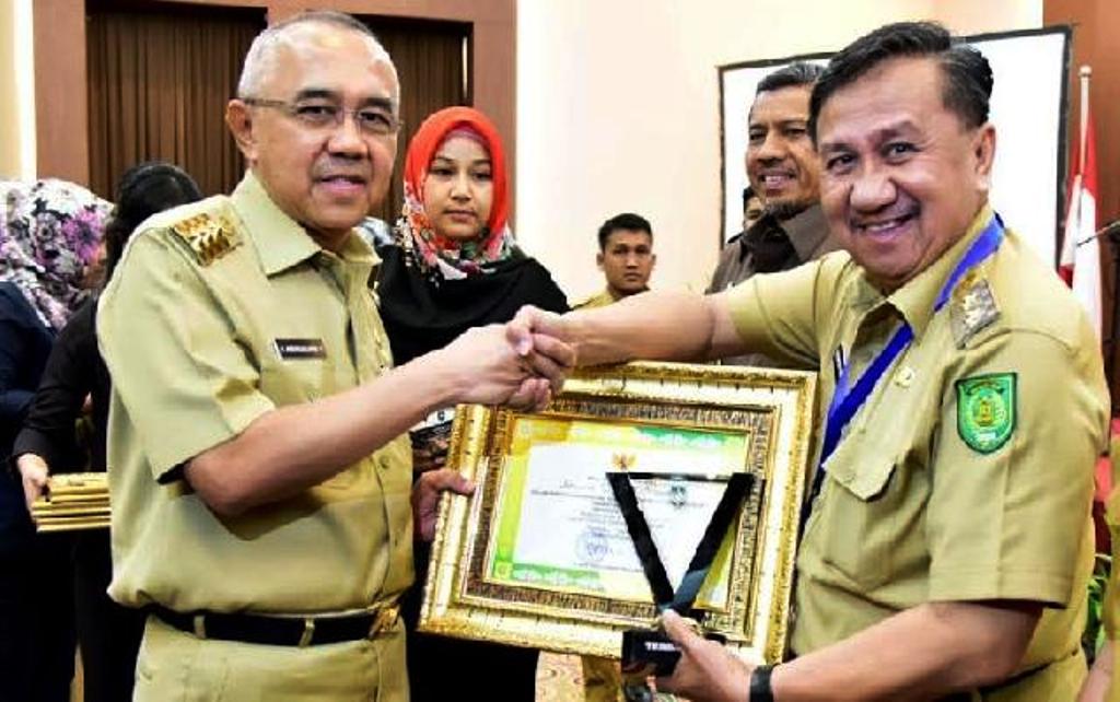 Pemkab Inhil Terima Penghargaan Anugerah Pangripta Nusantara
