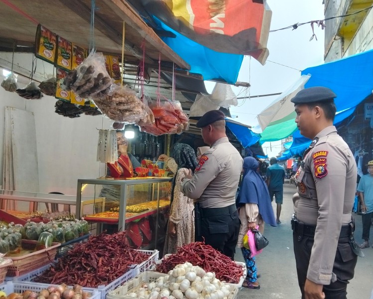 Cegah Gangguan Kamtibmas, Polsek Kateman Gencarkan Patroli KRYD di Tempat Umum