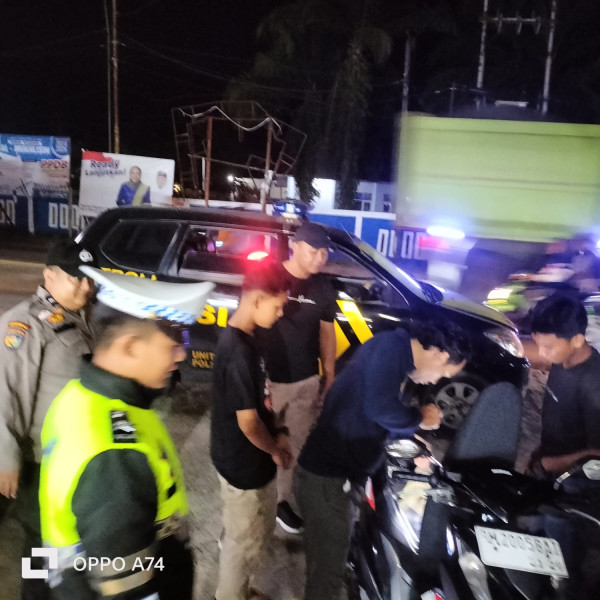 Memelihara Ketertiban dan Keamanan, Polsek Seberida Lakukan KRYD di Sejumlah Lokasi