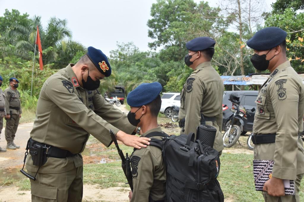 Bintara Remaja Angkatan 46 Satbrimob Polda Riau Akhiri Bintradisi dengan Upacara Penutupan