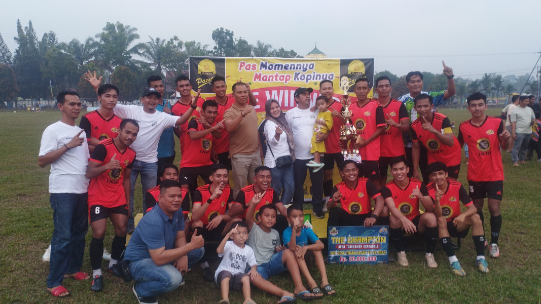 Moman Family Sukses Tumbangkan Asia FC 3 - 1 di Partai Final