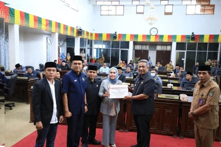 DPRD Rokan Hulu Gelar Rapat Paripurna Penyampaian LKPJ TA. 2024