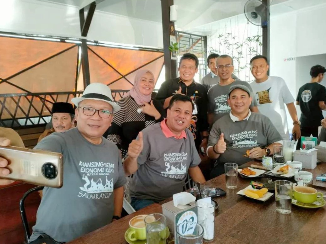Di Hadapan Puluhan Wartawan Suhardiman Apresiasi Kunjungan PWI Riau