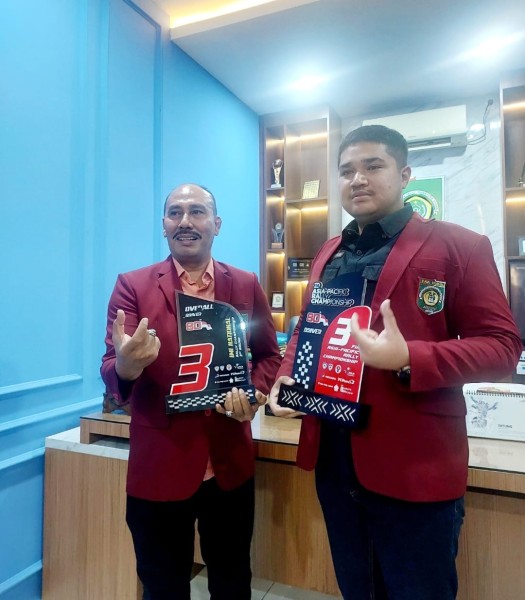 Dekan Fakultas Hukum UISU Apresiasi Prestasi Musa Arjianshah: Mahasiswa UISU Raih Juara 3 Rally APRC 2025 di Danau Toba