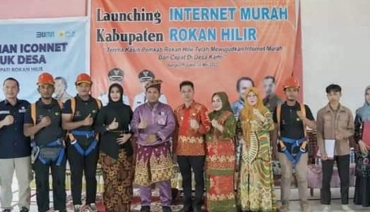 Diskominfotiks Rohil Lakukan Instalasi Massal Operator Sikoncang