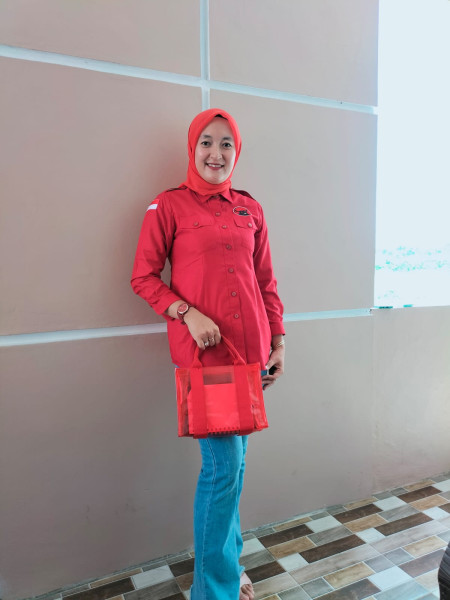 Isnaini leo Risfa  ( Wanita Yang Berparas Cantik Yang Disapa Neni  Maju Pada Dapil Wil 3 Pemilihan Legislatif Tahun 2024