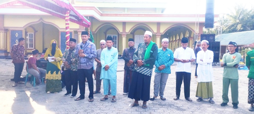 Ratusan Peserta Turut Memeriahkan Pawai Ta'aruf Harlah NU Ke-103 di Desa Petala Bumi