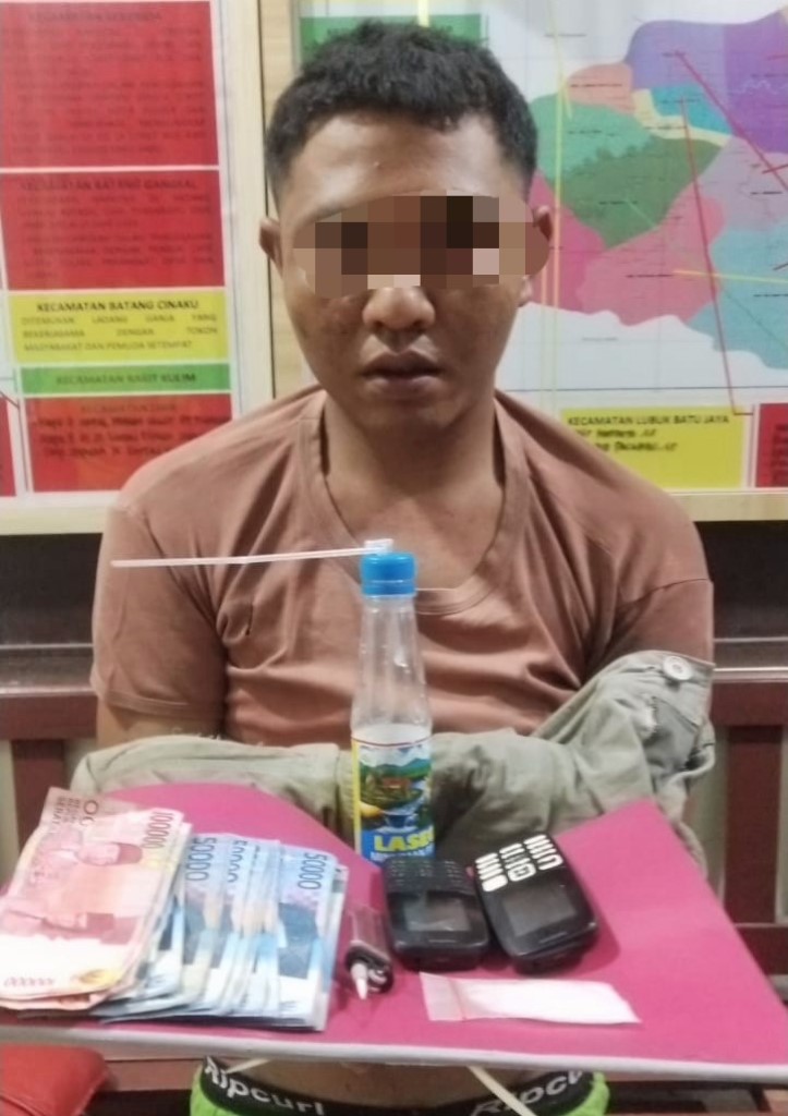 Sat Resnarkoba Polres Inhu Tangkap Tersangka Narkoba di Desa Bandar Padang, Seberida