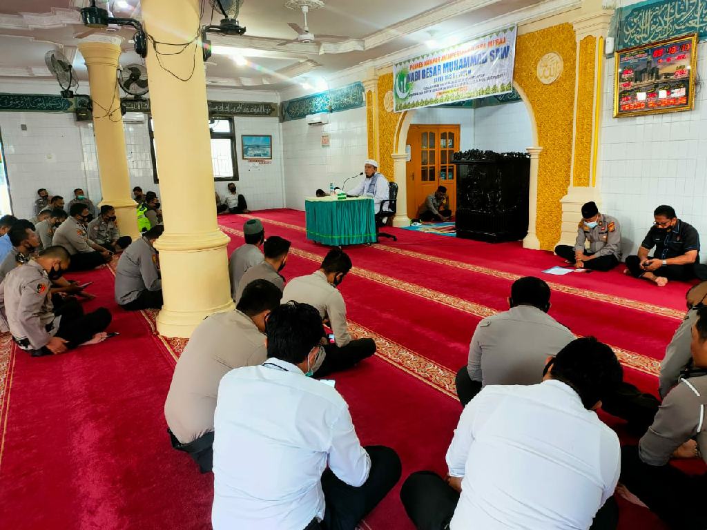 Personel Polres Kampar Peringati Isra Mi'raj Nabi Muhammad SAW Tahun 1442-H