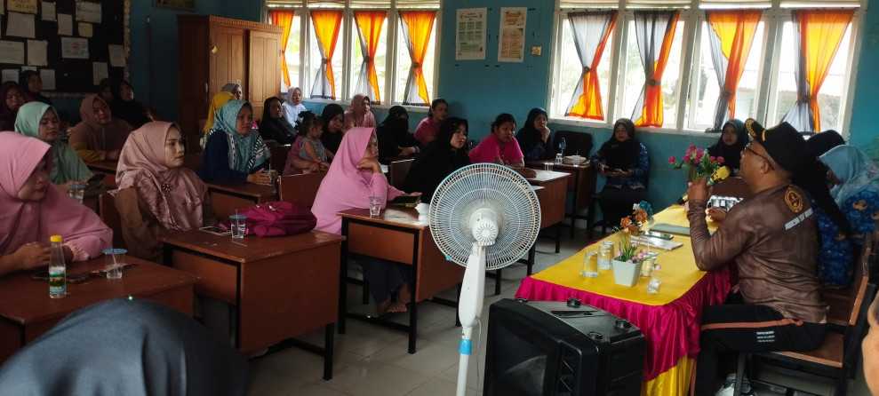 Suli Hendriyani Terpilih Secara Aklamasi Sebagai Ketua Komite SDN 022 Sei Bangkar