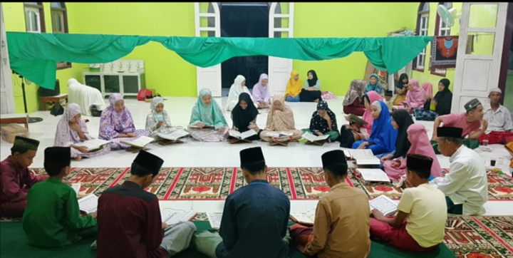 Malam ke 27 Ramadhan Remaja Surau Nurul Huda Gelar Khataman Qur'an