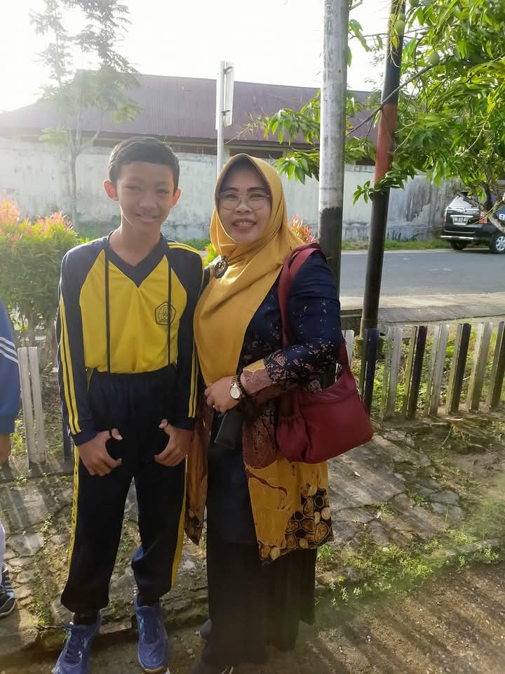 Siswa SDN 018 Sekip Hulu Rengat Menorehkan Prestasi di Lomba Lari