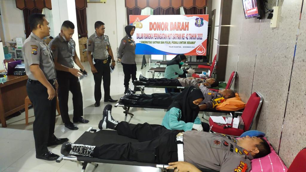 Polres Kuansing Gelar Donor Darah Dalam Rangka HUT Satpam ke-42
