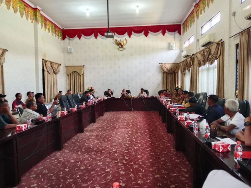 Konflik Internal Koperasi Tamiang Raya Memanas, DPRD Rohul Fasilitasi Mediasi Melalui RDP