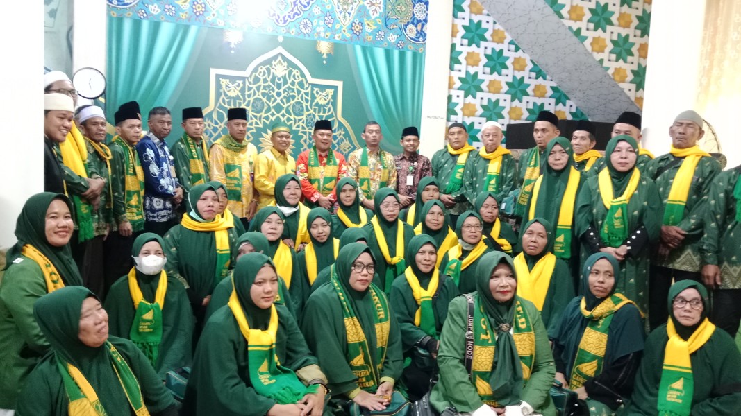Syukuran dan Pelepasan Jamaah Umroh PT. Cahaya Insan Tafakur Berlangsung Khidmat