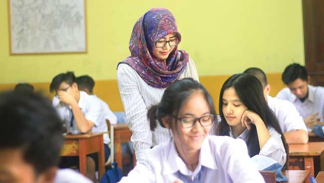Guru SMA di Riau Berlebih
