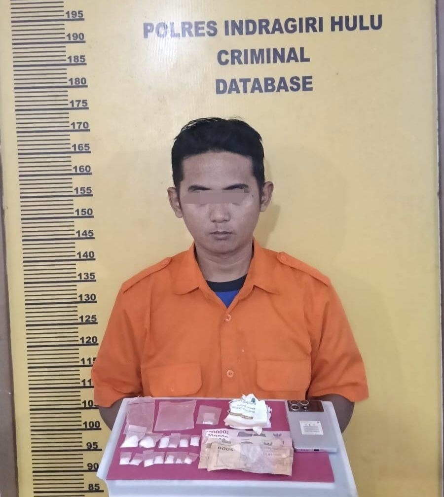 Satres Narkoba Polres Inhu Ringkus Pelaku Asal Kuala Cenaku, 13 Paket Sabu Disita