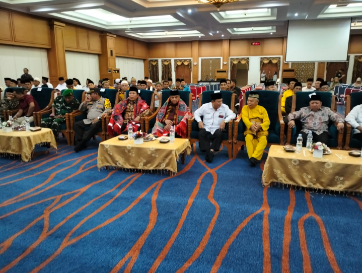 Plt. Gubri Dan Bupati Saksikan Langsung Pelantikan DPC IKANAS Kabupaten Rohul