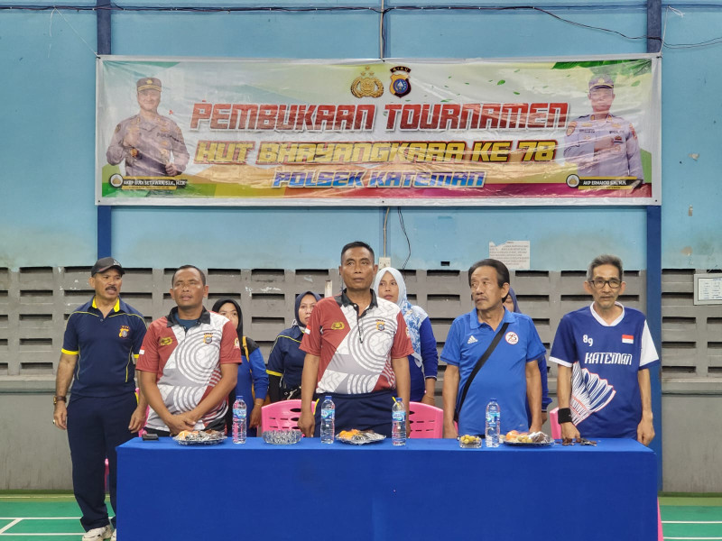 160 Atlit Ikuti Open Turnamen Badminton Polsek Kateman Cup