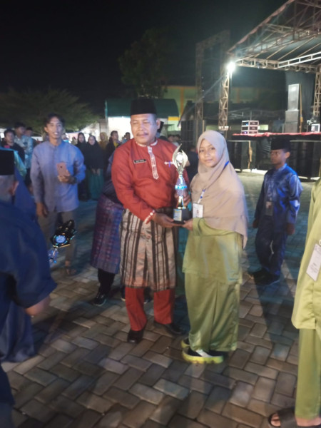 Penutupan MTQ Ke-31 Tingkat Kecamatan Seberida, Kafilah Desa Buluh Rampai Raih Juara Umum