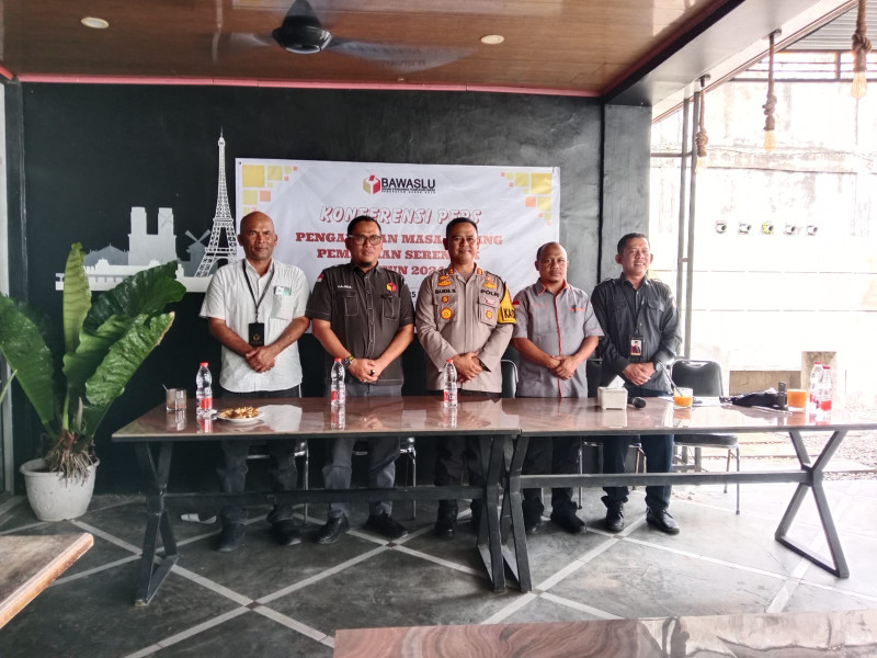 Terkait Pengawasan Masa Tenang Pilkada 2024, Bawaslu Rohul Gelar Konferensi Pers