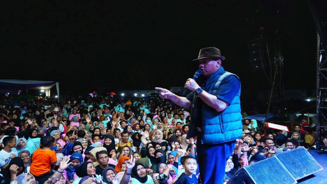 Lapangan Muara Petai Jadi Lautan Manusia, Warga Apresiasi Suhardiman, “No 1 Pilihan Kita, Pilihan Bersama”