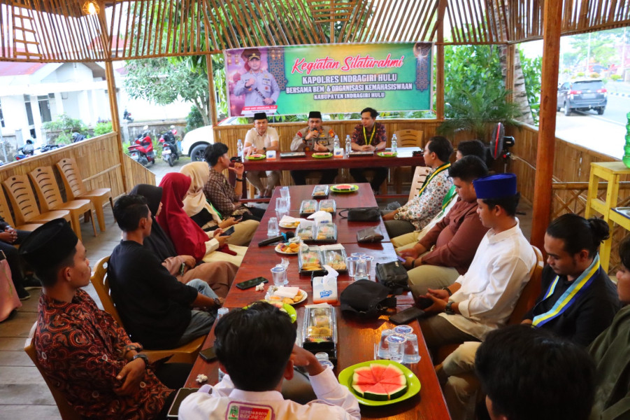 Kapolres Inhu Silaturahmi dengan BEM dan Organisasi Mahasiswa se Inhu