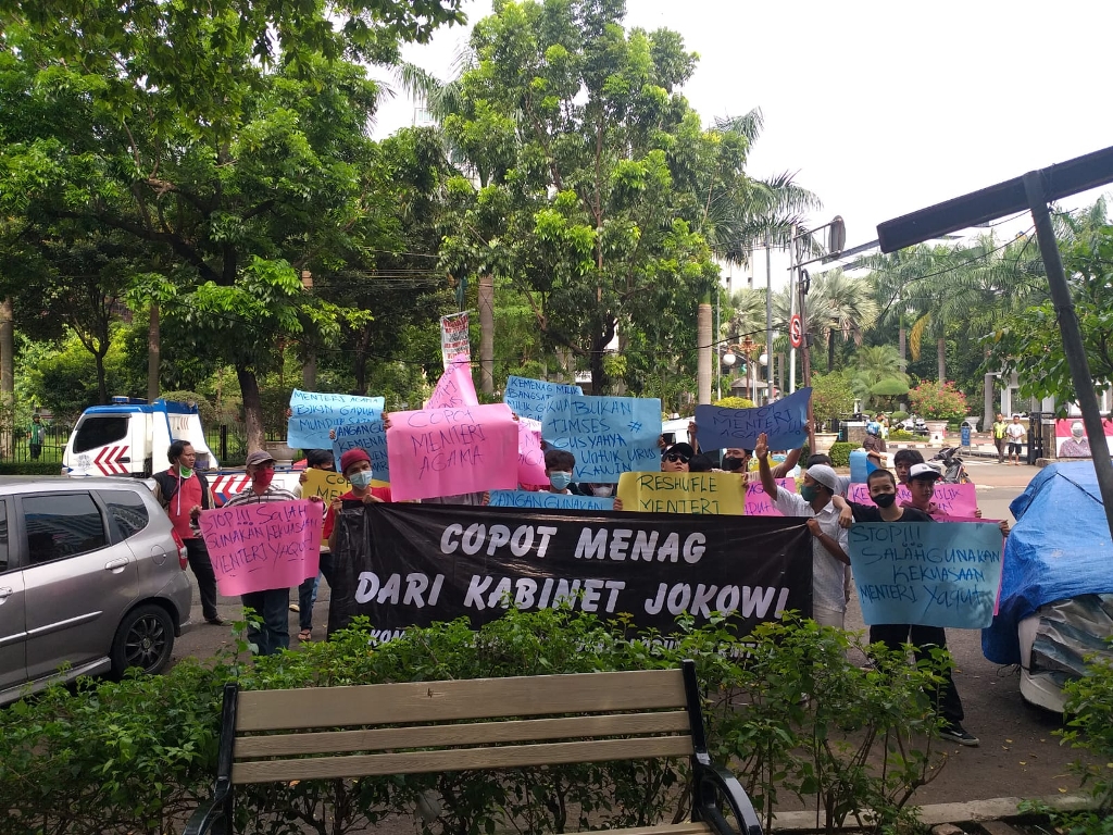 Demo di Depan Kemenag, Massa Minta Menteri Agama Yaqut Dicopot
