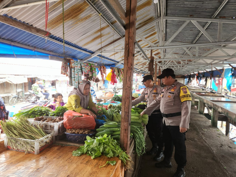 Pasca Idul Adha, Polsek Kateman tingkatkan Patroli Jelang Idul Adha 1445 H, Pastikan Pasar Sungai Guntung Aman