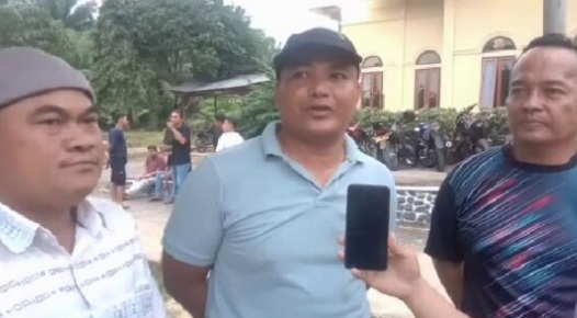 Hiburan Masyarakat, Muzardin Apresiasi Turnamen Voli Kapolsek Simpang Kanan