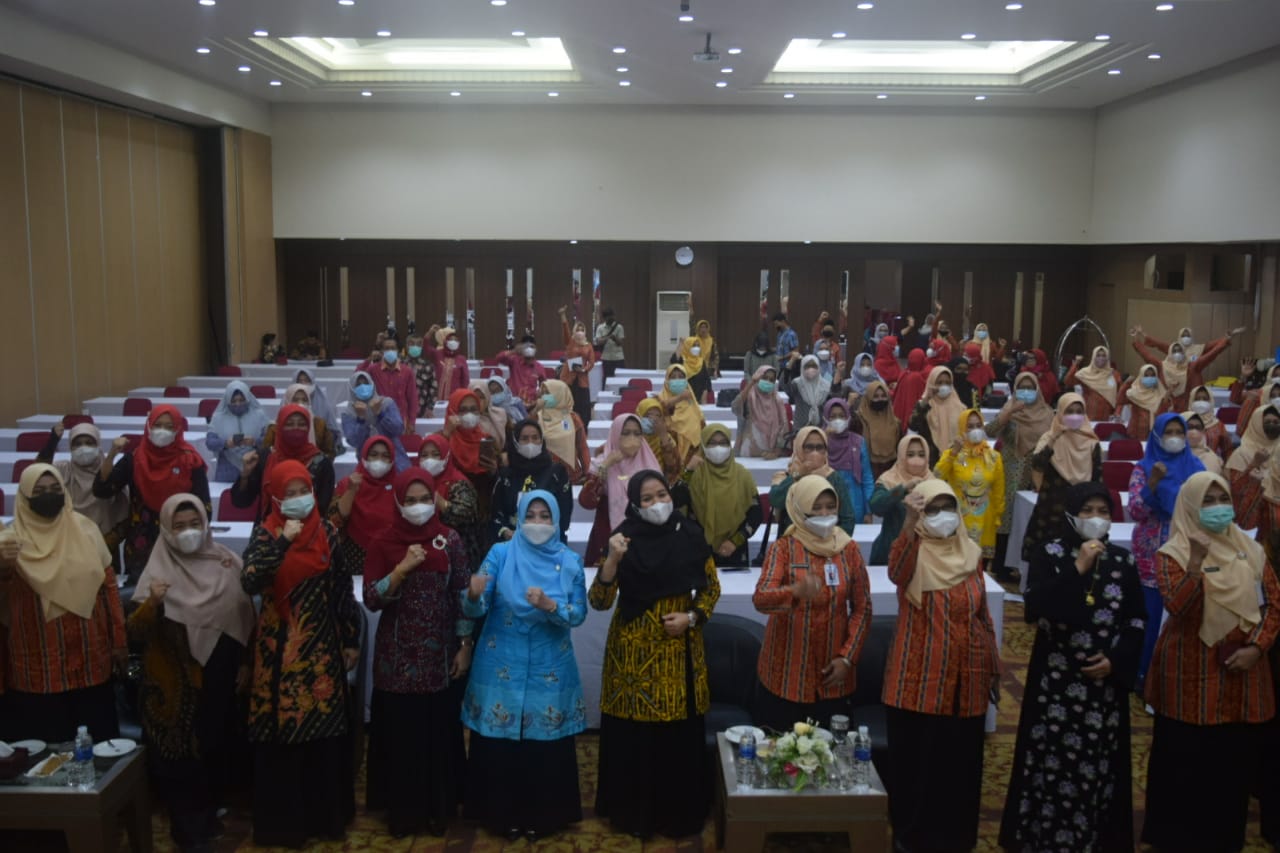 Tim Penggerak TP PKK Kuansing Hadiri Rakerda IX Tahun 2021 Tingkat Provinsi Riau di Pekanbaru