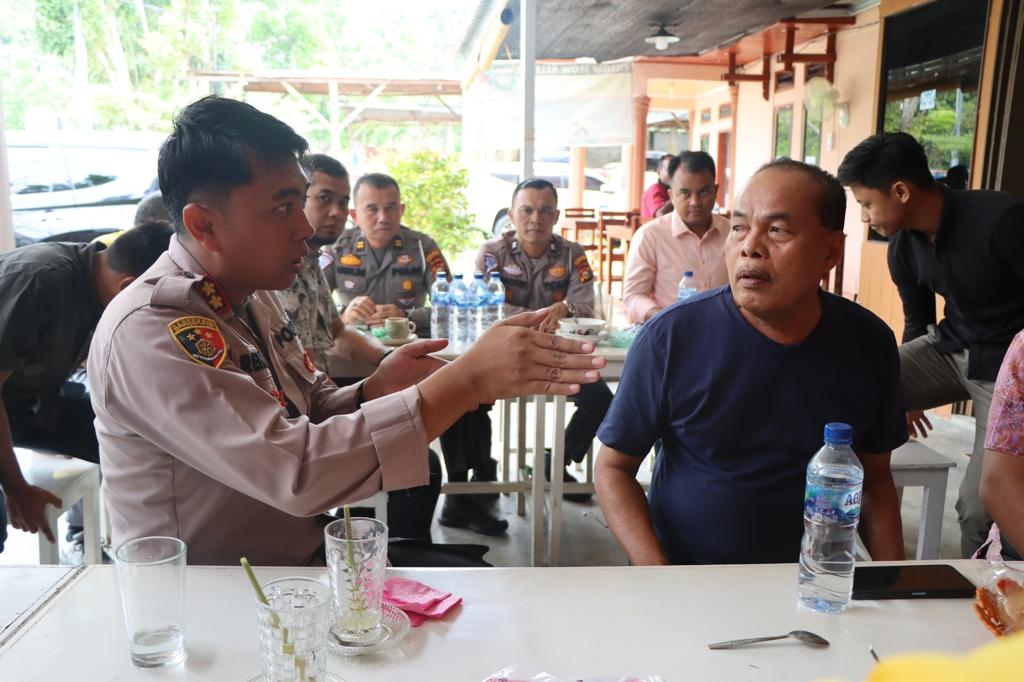 Melalui Jumat Curhat Kapolres Kuansing Bagikan Nomor Pribadi Untuk Terima Pengaduan Dari Warga