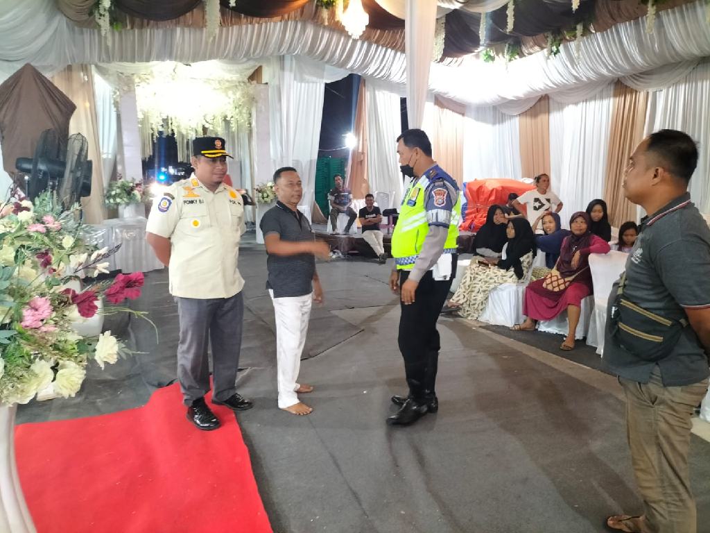 Sat Lantas Polres Dumai Gerak Cepat Atasi Keluhan Warga Tentang Akses Jalan yang Ditutup