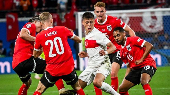 Hasil 16 Besar Euro 2024 Tadi Malam - Arda Guler Dilempari Botol, Penantian 16 Tahun Turki Terbayar