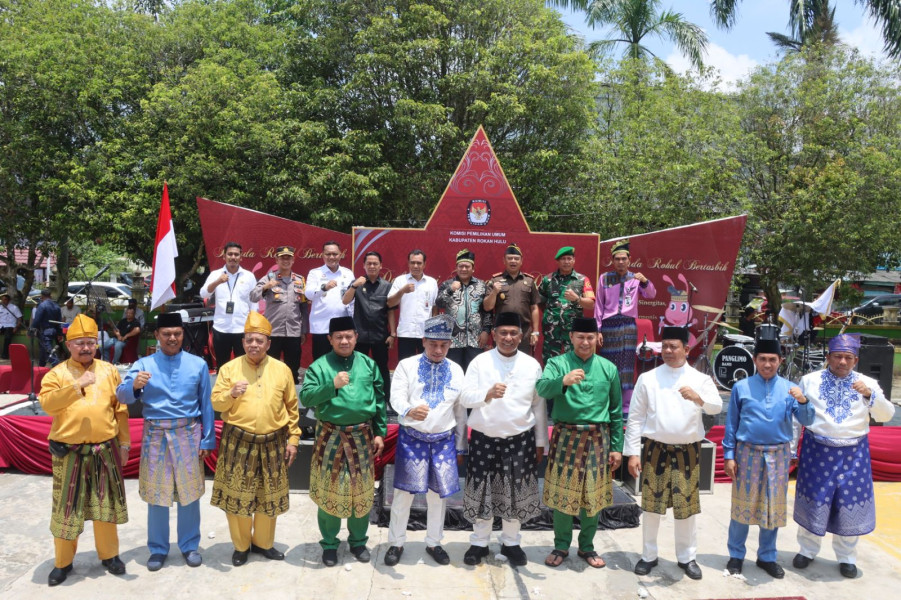 Wujudkan Pilkada Bertasbih, KPU Rohul Gelar Deklarasi Damai