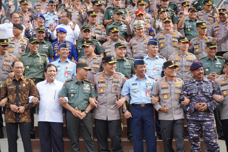 Gubernur Riau Apresiasi Halal Bihalal Di Polda Riau, Meningkatkan Semangat Kebersamaan Dan Sinergitas Pemprov Dan TNI-Polri