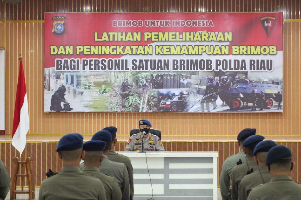 Satuan Brimob Polda Riau Gelar Latihan Pemeliharaan dan Peningkatan Kemampuan