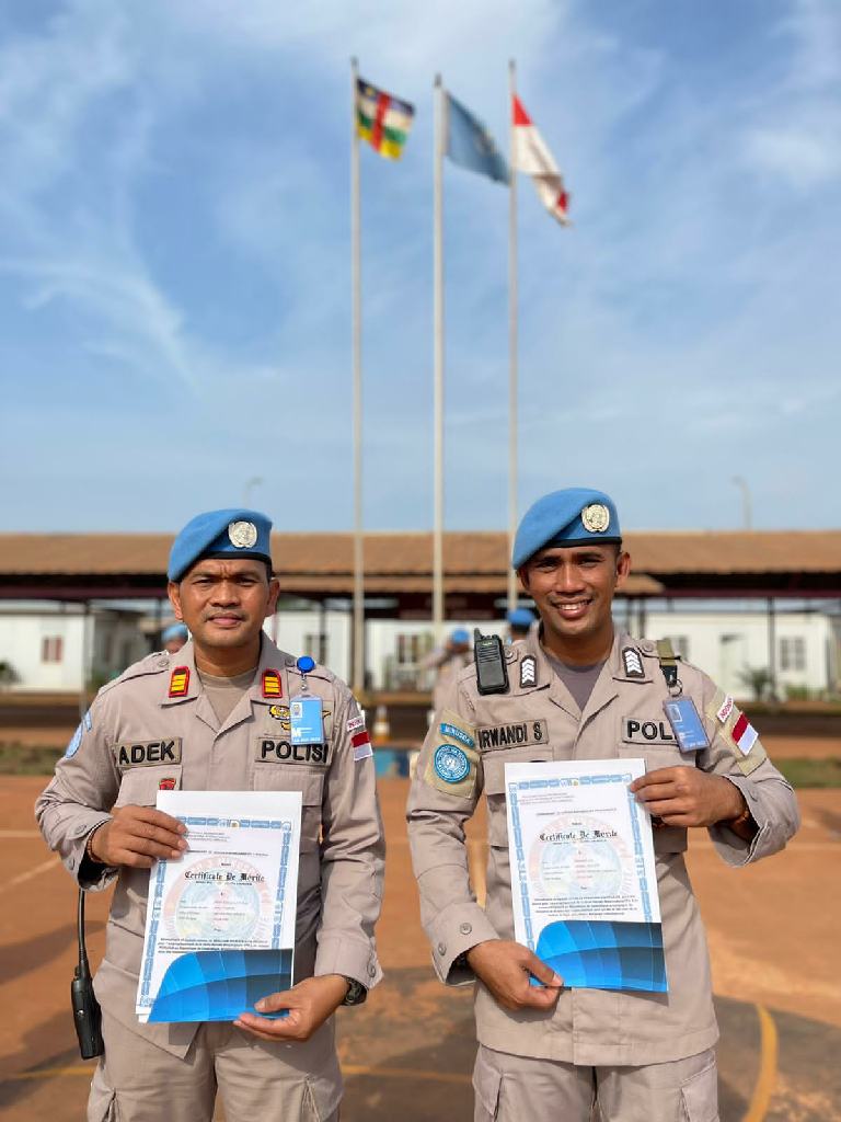 2 Personel Sat Brimob Polda Riau Dapat Penghargaan MINUSCA Pasukan Garuda Bhayangkara FPU 3