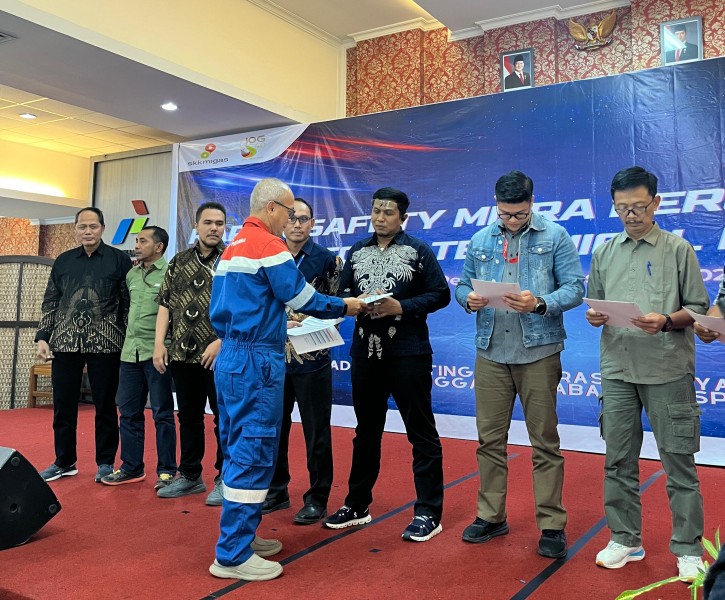 Kinerja HSSE Solid, PT Patra Drilling Contractor Terima Rapor Safety dari PHR