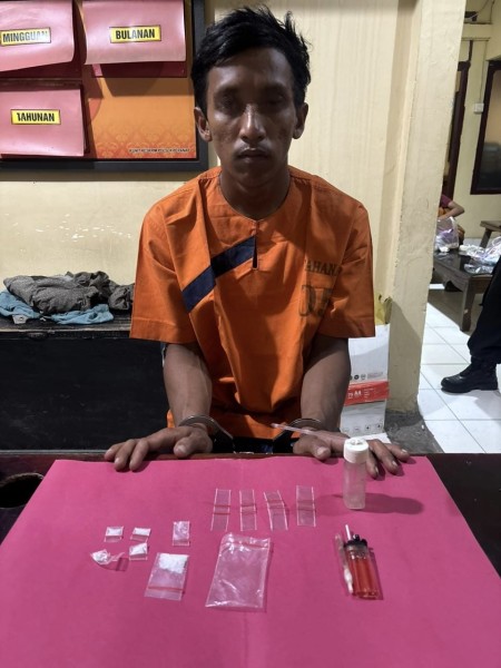 Gara-Gara Sabu, Pemuda Asal Rakit Kulim Ditangkap di Peranap