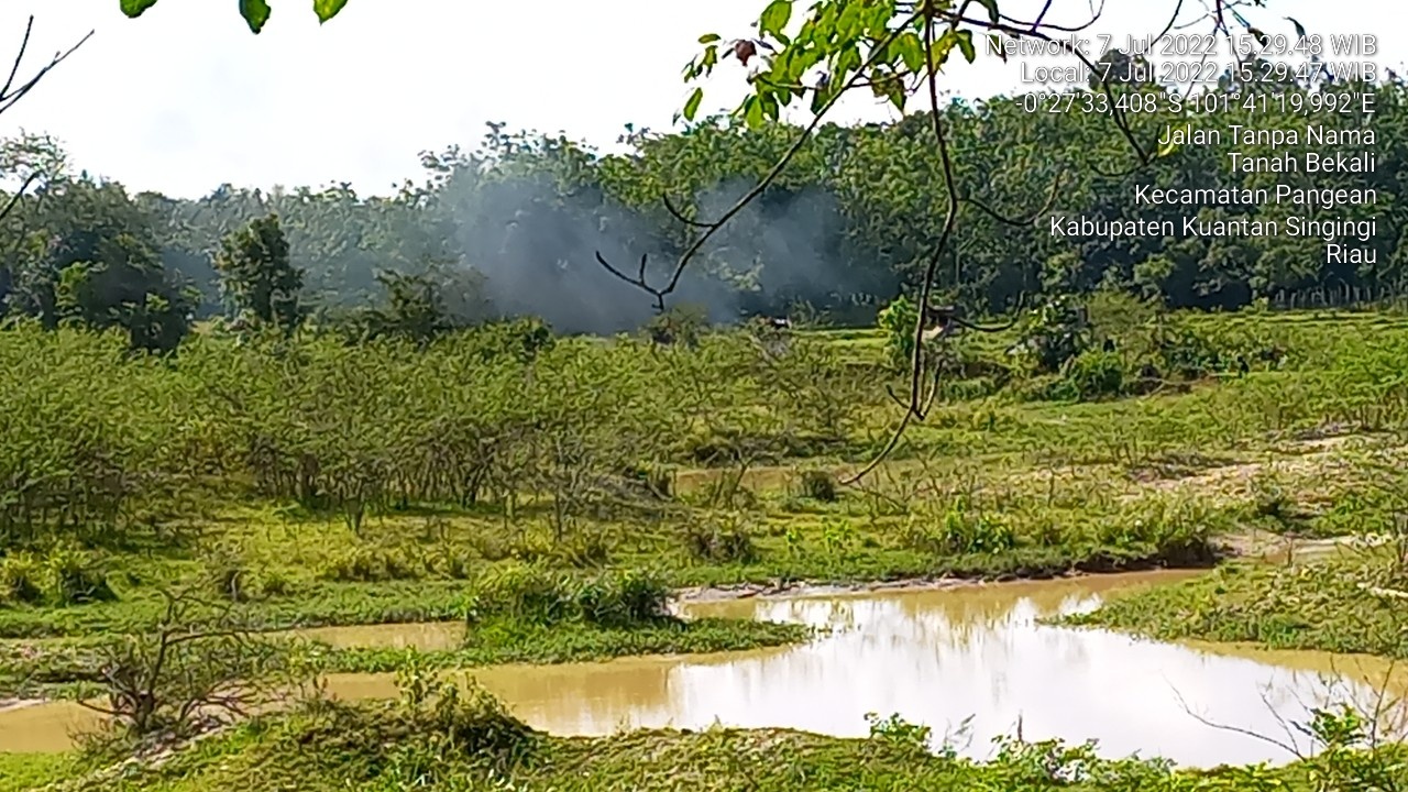 Temukan Deretan Panjang  Rakit PETI Sedang Beraktifitas di Desa Tanah Bekali