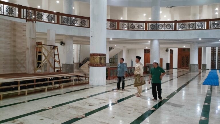 Pemkab Natuna Tinjau Persiapan MTQ ke XI di Masjid Agung