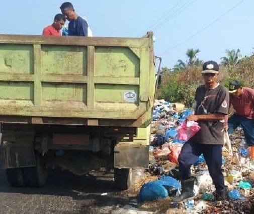 Diminta DLHK Aceh Utara Respon Cepat Tangani Sampah Meski Fasilitas Terbatas