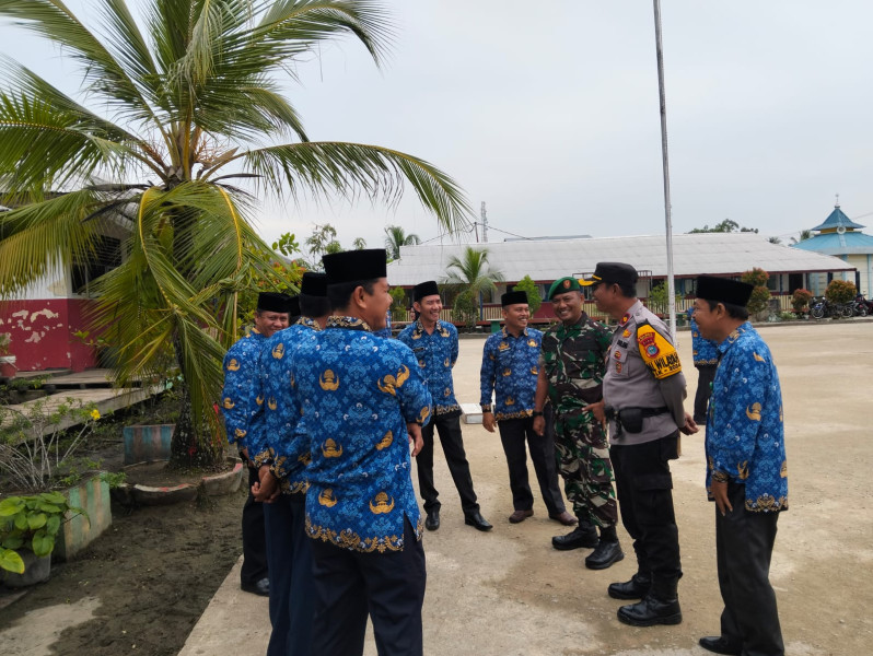 Polsek Kateman dan Koramil 06 Kateman Himbau ASN untuk Ciptakan Pilkada 2024 yang Damai dan Kondusif