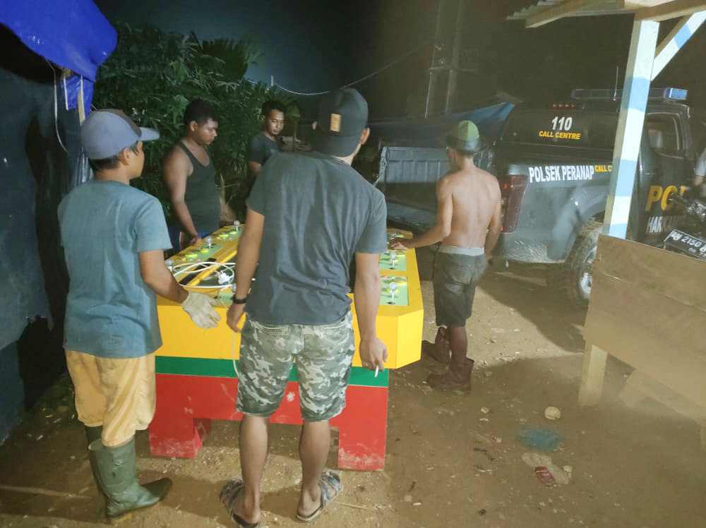 Resahkan Emak-emak, Polsek Peranap Amankan 2 Unit Mesin Judi Gelper
