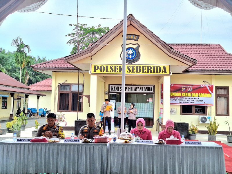 Berkunjung Kepolsek Seberida, Kapolres Inhu Ucap Terima Kasih ke Anggota